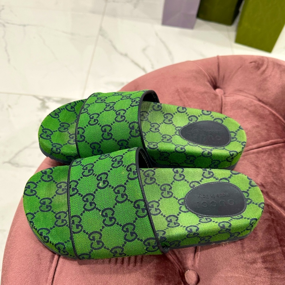 Gucci slides